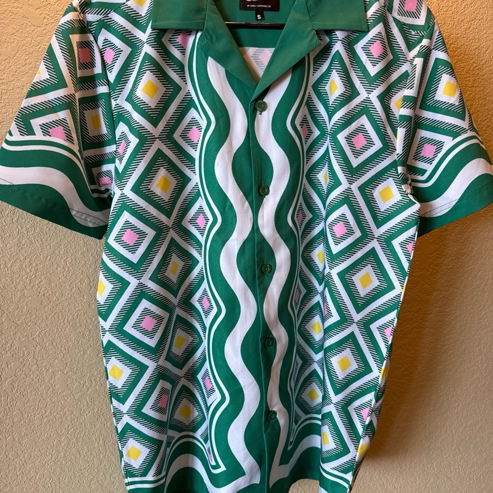 Fresh Prints of Bel-Air Men's Button Up Shirt S Green GEOMETRICAL SHORT SLEEVE